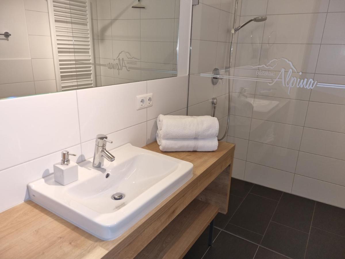 Gaestehaus Alpina Riezlern Δωμάτιο φωτογραφία