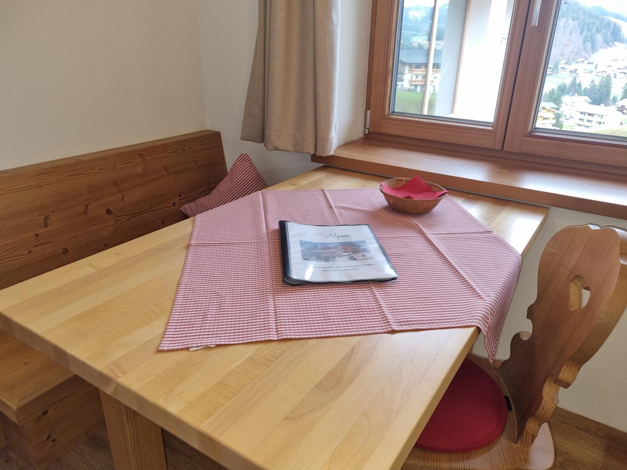 Gaestehaus Alpina Riezlern Δωμάτιο φωτογραφία